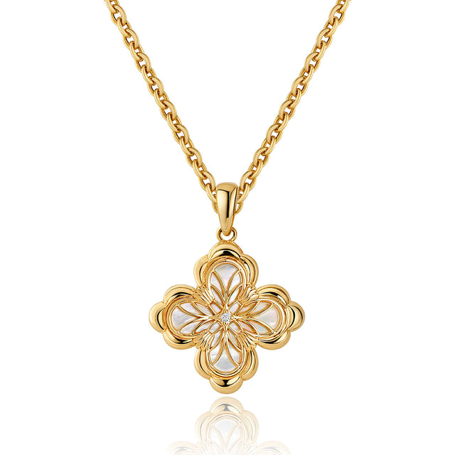 Clover Flower Pendant Necklace
