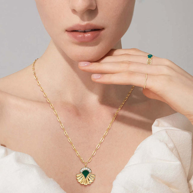 Malachite Shell Pendant Necklace