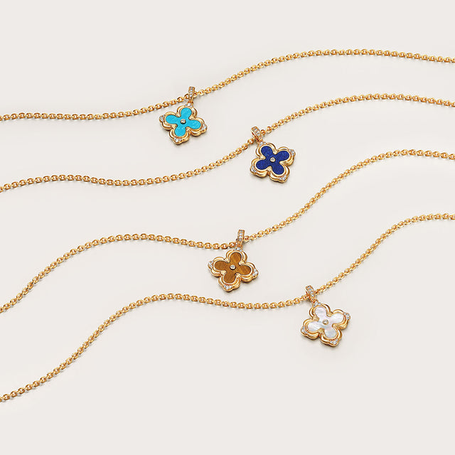 Clover Flower Pendant Necklace