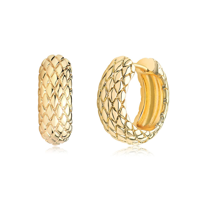Serpentine chunky hoop earrings in gold for women by Fettero®, bold statement earrings for everyday wear or gifting
