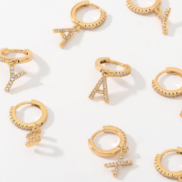 Initial name earrings in gold for women by Fettero®, personalized everyday wear jewelry and meaningful gift